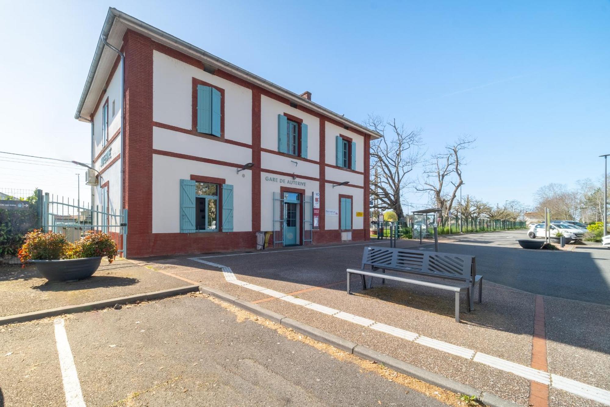 Evasions-Echappee, Centre-Ville, Gare Auterive  Dış mekan fotoğraf